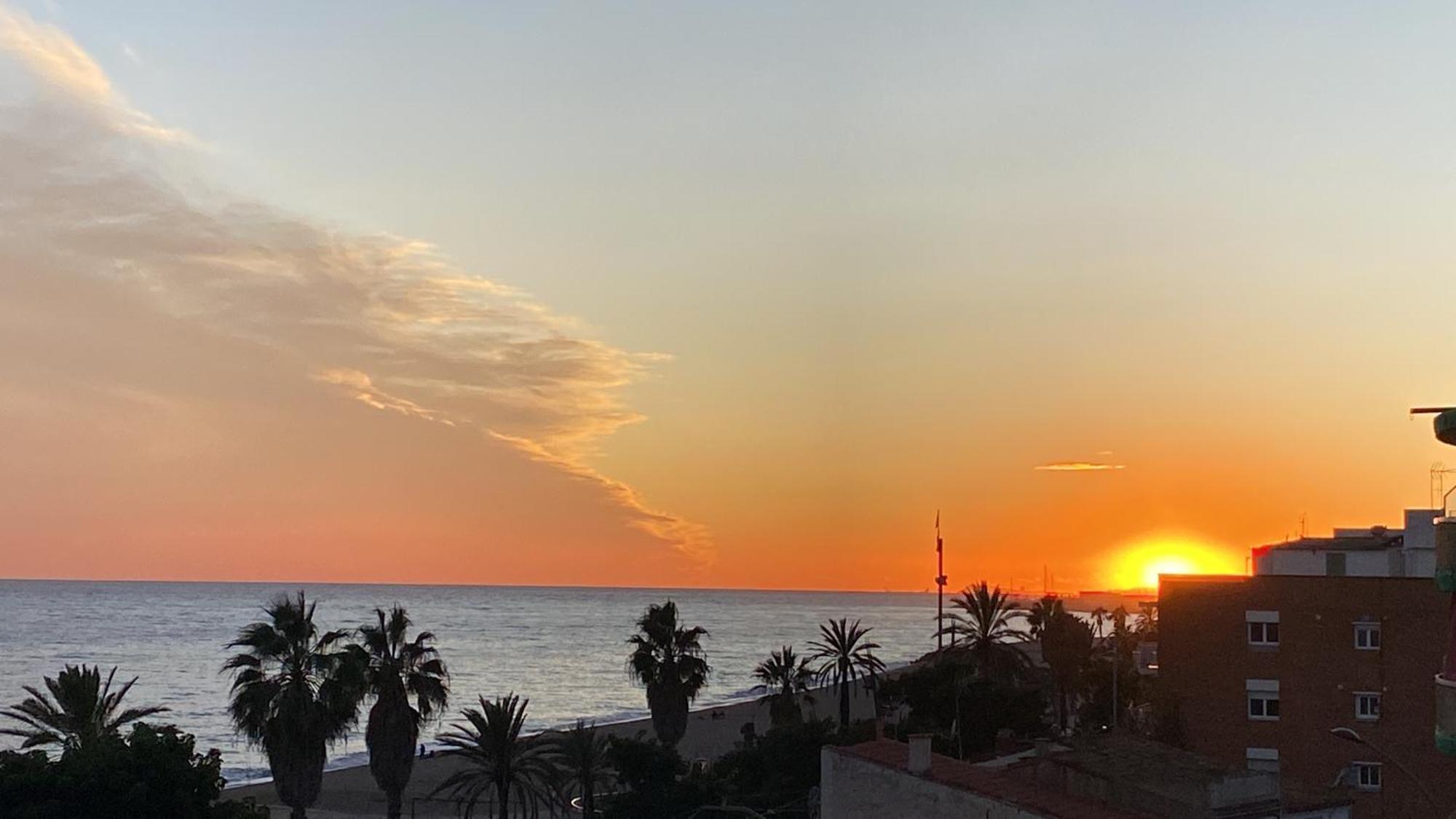 Apartamento Frente Al Mar Canet De Mar Eksteriør billede